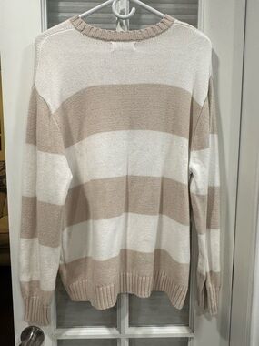 Hollister womens Wide Stripe Crewneck Sweater - Cream and Tan